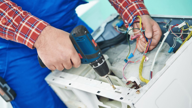 Şehzadeler Airfel Airfel çamaşır makinesi kart tamiri – Su almama arızası orijinal parça ile giderildi. - Teknik servis örneği